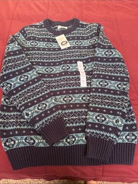 Men's Crewneck Sweater in Dark Blue and Teal - Nordic Pattern